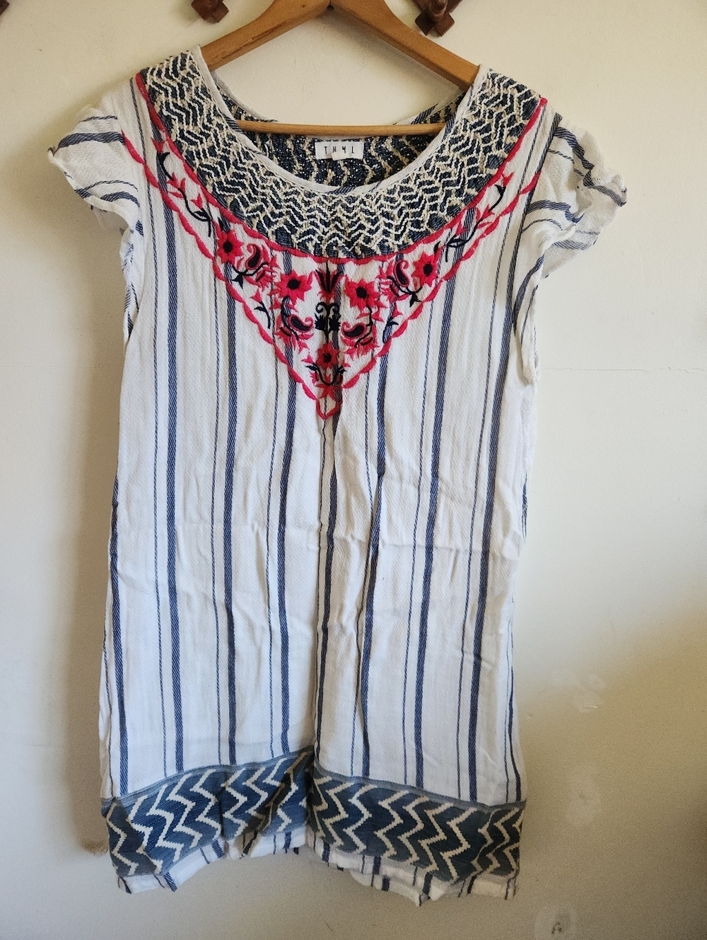 THML Embroidered Striped Boho Mini Dress Cotton White Navy Pink Anthro Medium